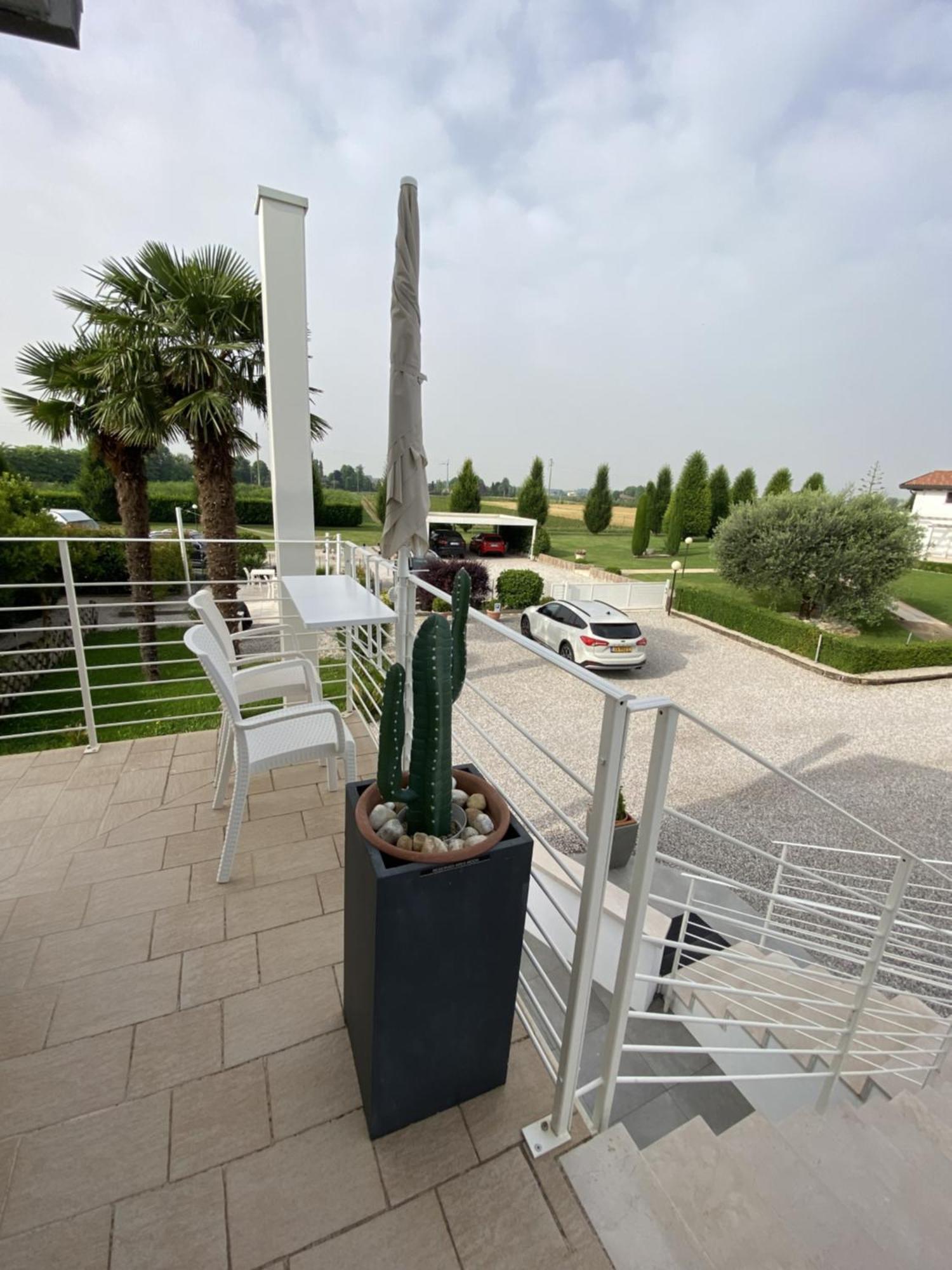 Meridien House Casalserugo Exterior foto