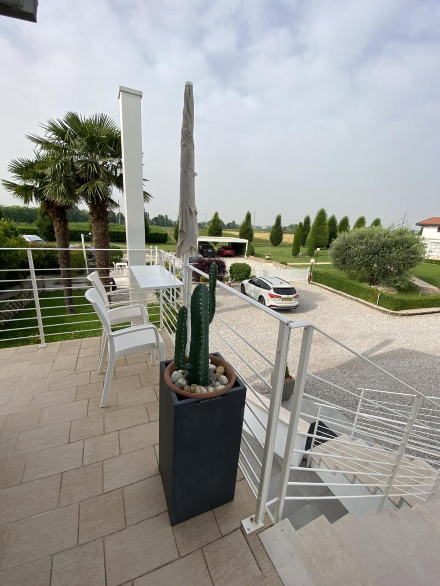 Meridien House Casalserugo Exterior foto